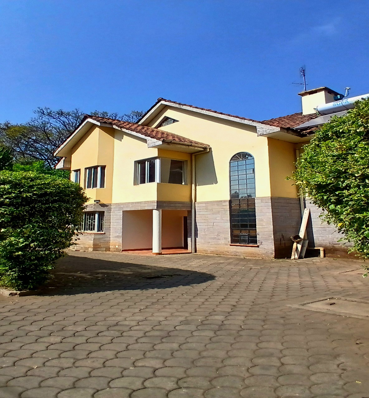 Kileleshwa Maisonette