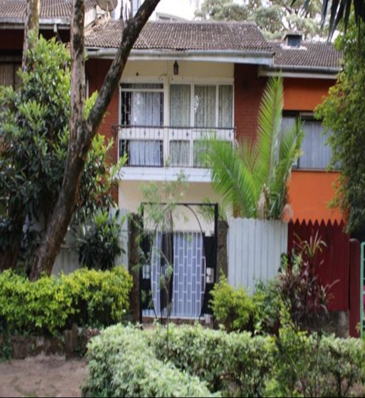Upper Hill 3BR